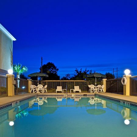 Holiday Inn Express & Suites Milton East I-10 By Ihg Exterior foto