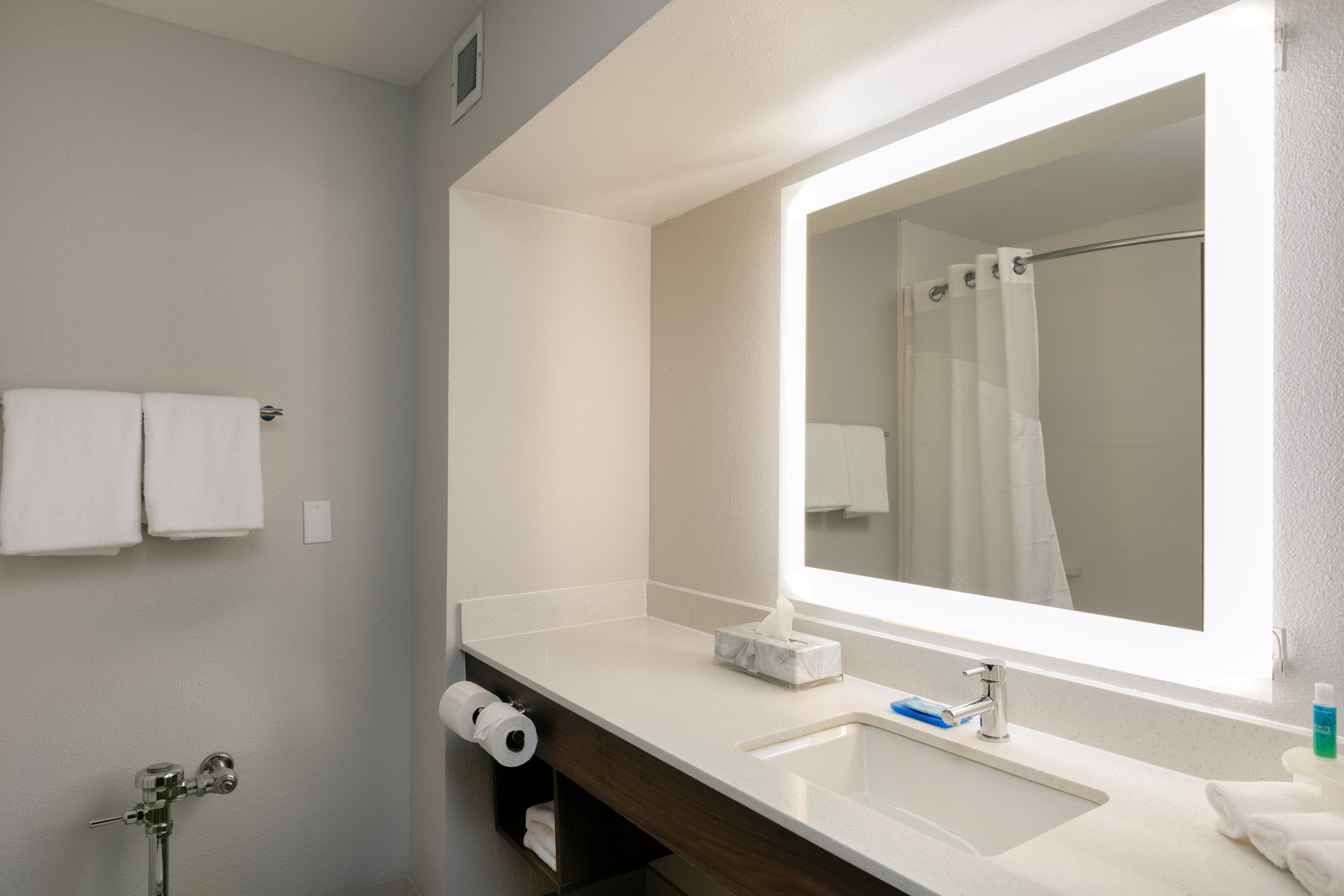Holiday Inn Express & Suites Milton East I-10 By Ihg Exterior foto